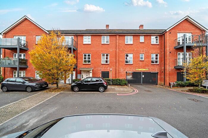 1 Bedroom Flat For Sale In Brickfield Road, Mitcham, CR4