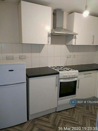 2 Bedroom Flat To Rent In Allison Street, Glasgow, G42