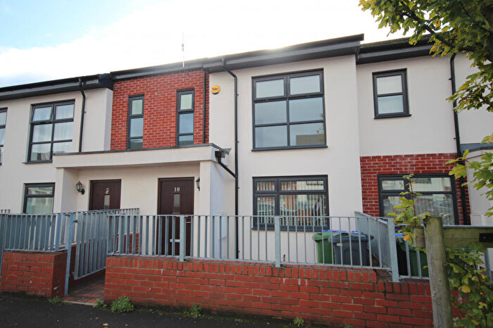 3 Bedroom Terraced House To Rent In Trautmann Close, Manchester, M14