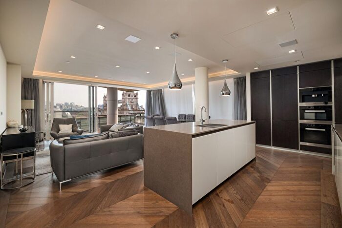 3 Bedroom Flat For Sale In Tower Bridge, Tower Bridge, London, SE1