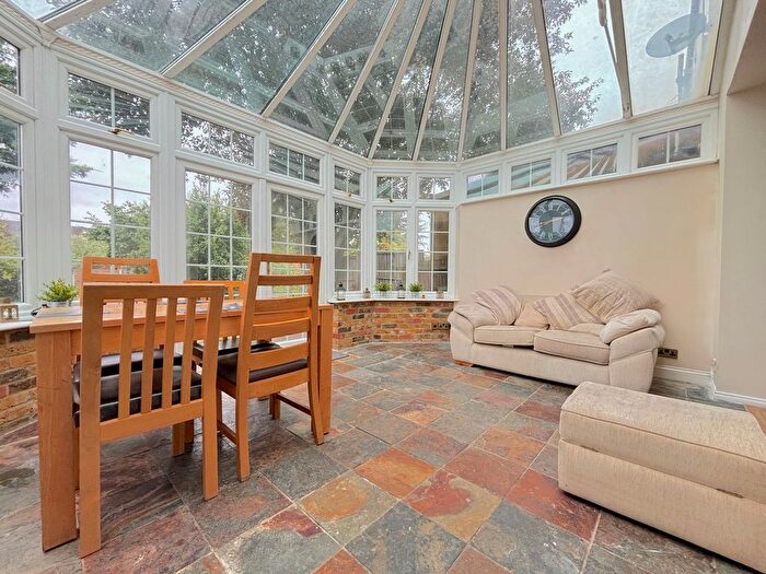 4 Bedroom Terraced House To Rent In Emmott Avenue, Ilford, IG6