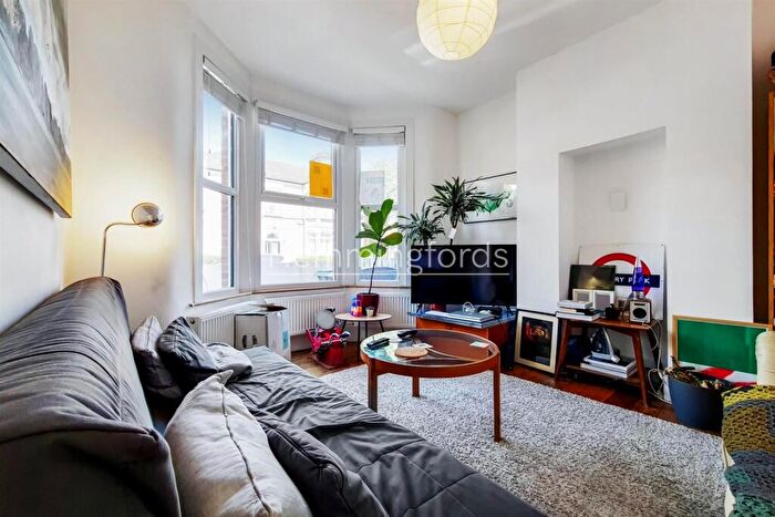 4 Bedroom Terraced House To Rent In Springfield Road, London, N15