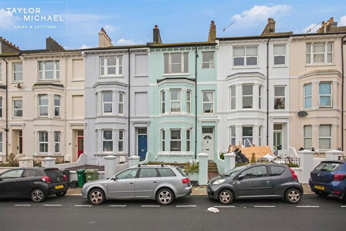 1 Bedroom Flat To Rent In Queens Park Road, Brighton, BN2