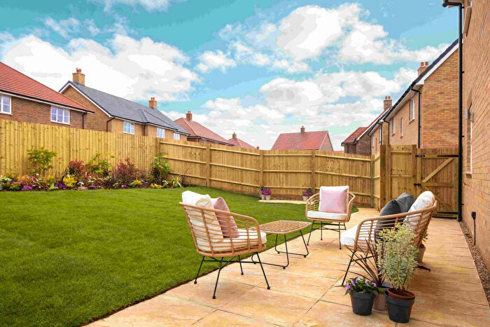 3 Bedroom End Of Terrace House For Sale In Marley Lane, Chalgrove, OX44