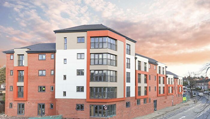 2 Bedroom Apartment To Rent In Railway View, Kettering, NN16