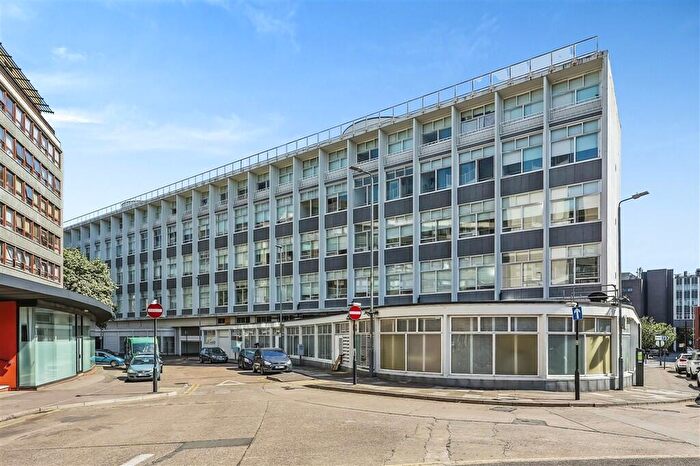 2 Bedroom Apartment For Sale In Lee Street, Leicester, LE1