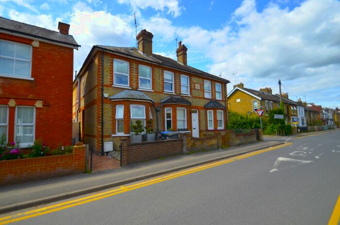 4 Bedroom Semi-Detached House To Rent In Hummer Road, Egham, TW20