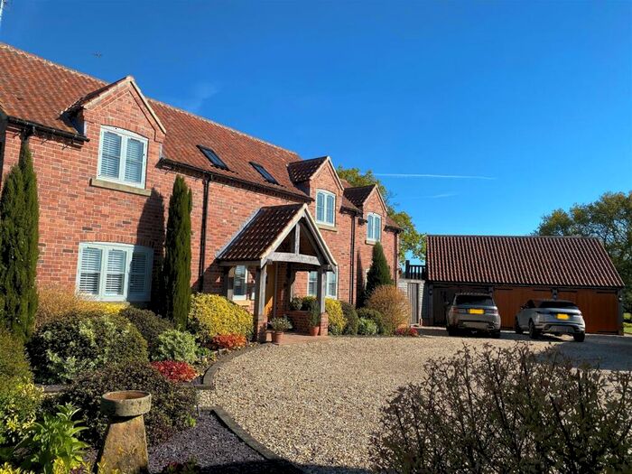 5 Bedroom Detached House For Sale In Oxton Road, Southwell, NG25