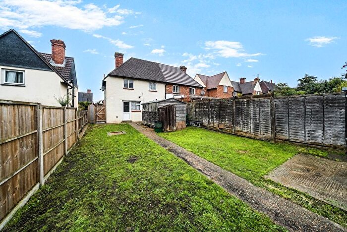 3 Bedroom Semi-Detached House For Sale In First Avenue, Cosham, Portsmouth, PO6