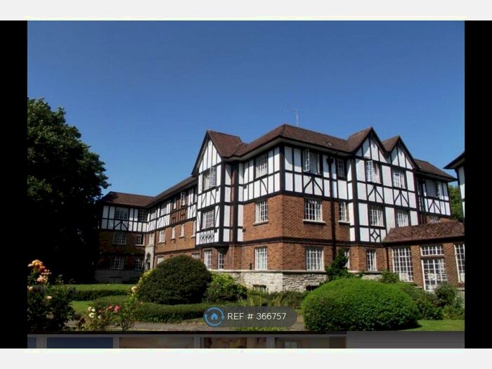 1 Bedroom Flat To Rent In Millbrook Road East, Southampton, SO15