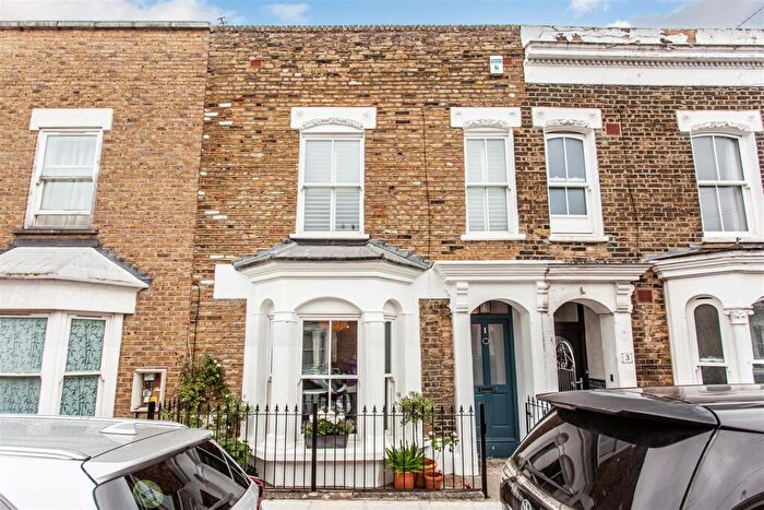 2 Bedroom Terraced House For Sale In Ropery Street, Mile End, London, E3