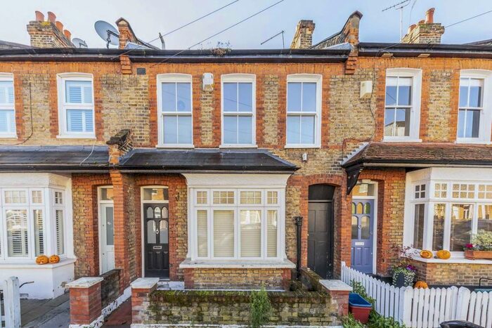 5 Bedroom Property To Rent In Percy Road, Isleworth TW7