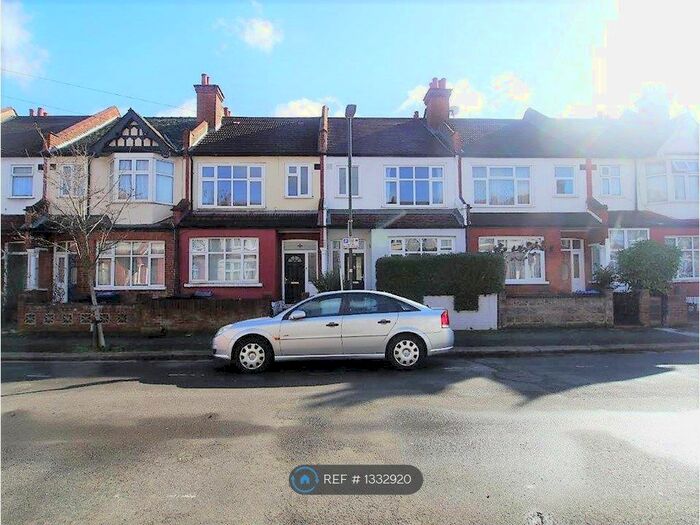 3 Bedroom Terraced House To Rent In Cromer Road, London, SW17