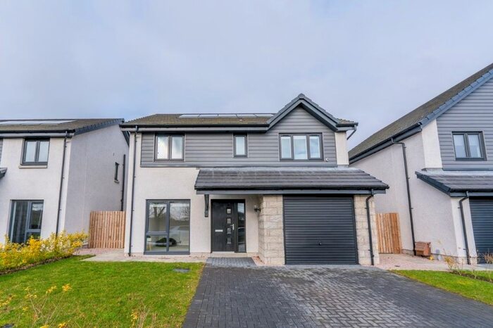 4 Bedroom Detached House For Sale In Cotter Drive, Mintlaw, Peterhead, AB42