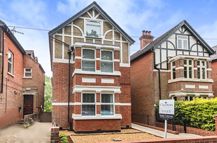 5 Bedroom Detached House To Rent In Furzedown Road, Highfield, Southampton, Hampshire, SO17