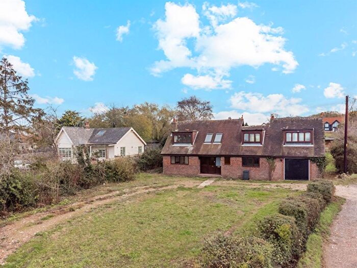 3 Bedroom Detached House For Sale In Dargate Road, Yorkletts, Whitstable, CT5