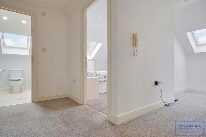 2 Bedroom Apartment For Sale In Wellington Road, Bournemouth, Dorset, BH8