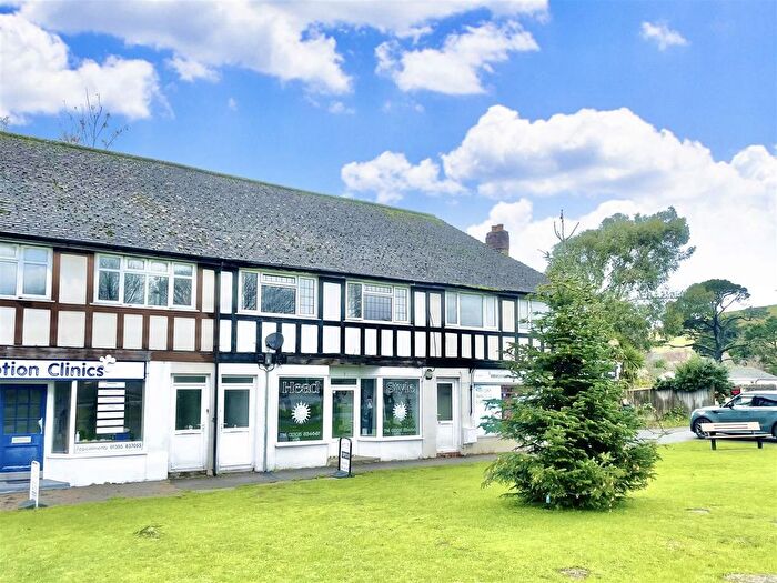 2 Bedroom Flat For Sale In Littlemoor Road, Weymouth, DT3