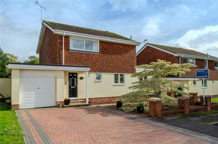 3 Bedroom Detached House For Sale In Ashley Piece, Ramsbury, Marlborough, Wiltshire, SN8