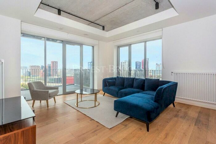 2 Bedroom Apartment To Rent In Serapis House, Goodluck Hope Walk, London, E14