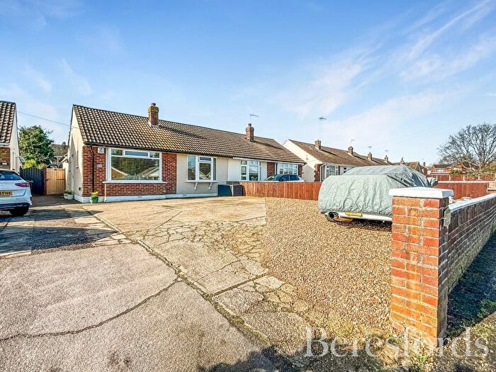 2 Bedroom Bungalow For Sale In Gorse Lane, Clacton-On-Sea, CO15