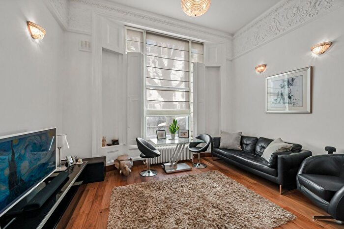 1 Bedroom Flat For Sale In Warrington Crescent, Maida Vale, W9