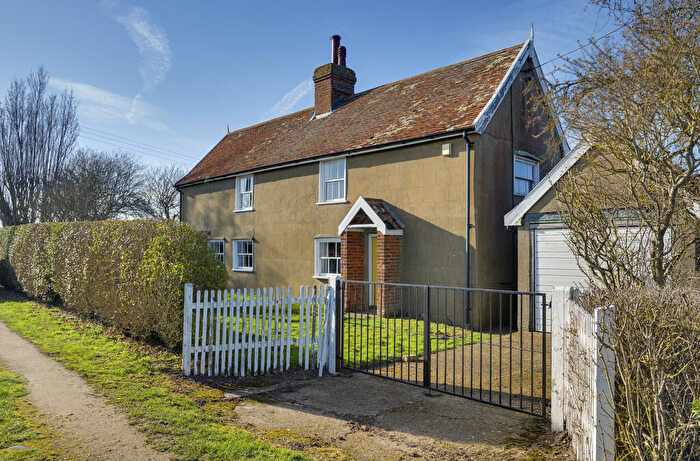 4 Bedroom Cottage For Sale In Marsh Lane, Felixstowe, IP11