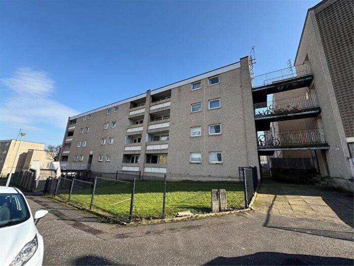 3 Bedroom Flat For Sale In Keirs Walk, Cambuslang, Glasgow, South Lanarkshire, G72