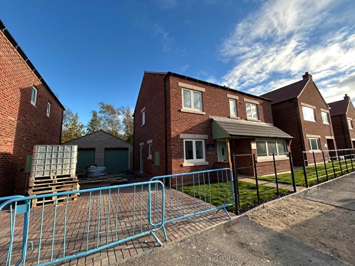 4 Bedroom House To Rent In Royal Meadow, Leadenham, LN6