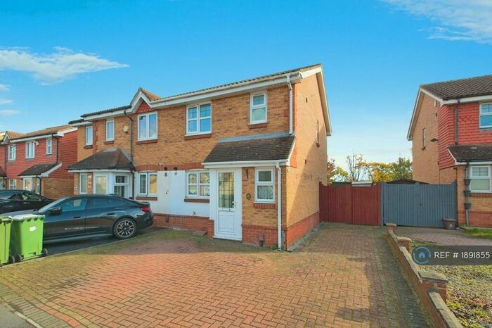 3 Bedroom Semi-Detached House To Rent In Belvedere Road, Bexleyheath, DA7