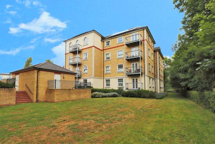 2 Bedroom Apartment To Rent In Weir Road, Bexley, DA5