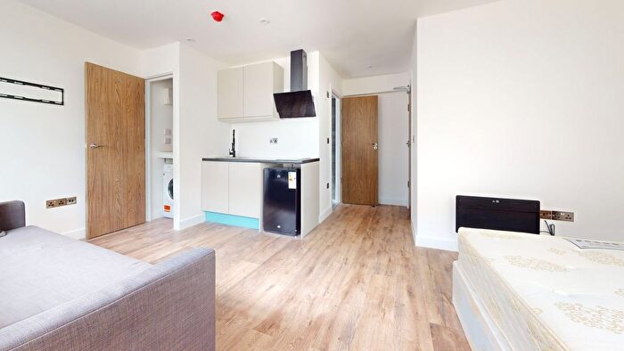 Property To Rent In London Road, London, SW16