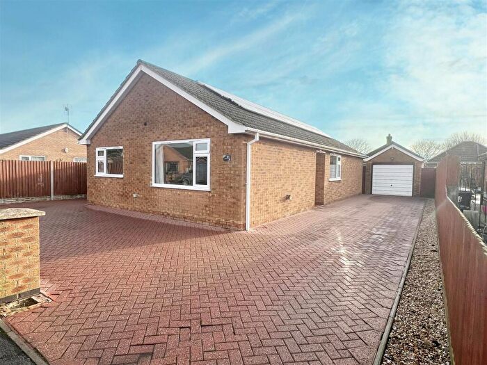 3 Bedroom Detached Bungalow For Sale In Parkinsons Way, Trusthorpe, LN12