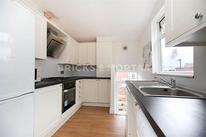 6 Bedroom Maisonette To Rent In Doncaster Road, Sandyford, Newcastle Upon Tyne, NE2