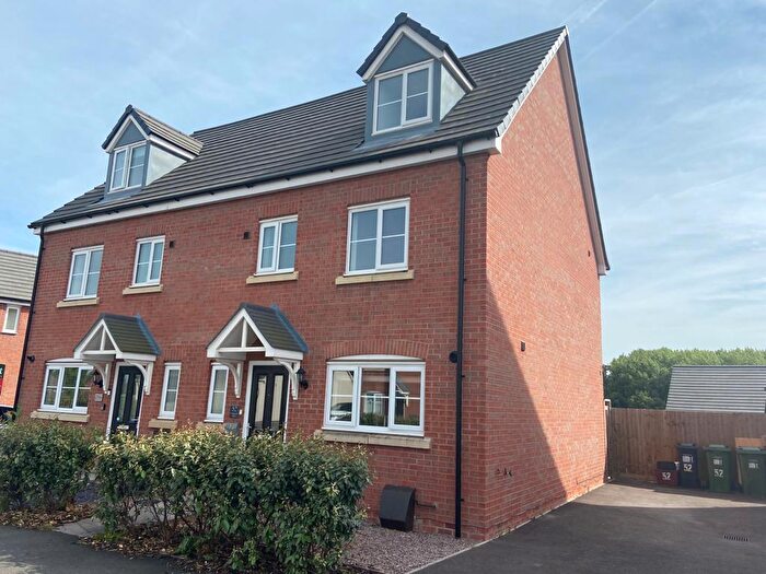 4 Bedroom House To Rent In Lancaster Way, Whitnash, Leamington Spa, CV31