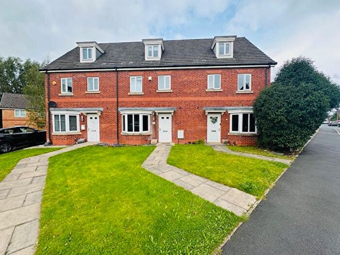 4 Bedroom Mews To Rent In Harrier Close, Lostock, Bolton, BL6