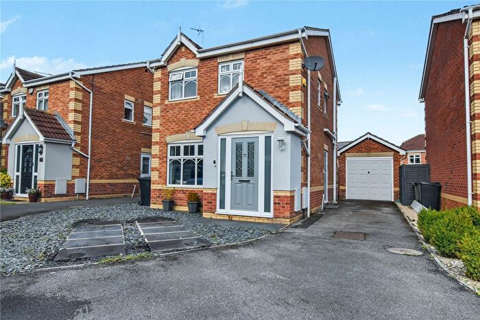 3 Bedroom Detached House For Sale In Norton Way, Morley, Leeds, LS27