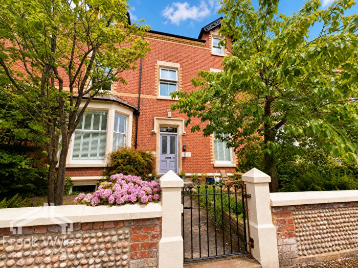 3 Bedroom Flat For Sale In First Floor Flat, B Agnew Street, Lytham, Lancashire, FY8