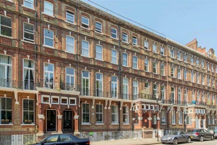 2 Bedroom Flat To Rent In Nevern Square, London, SW5