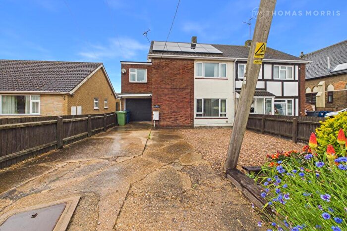 4 Bedroom Semi-Detached House For Sale In Oilmills Road, Ramsey Mereside, Ramsey, Huntingdon, PE26