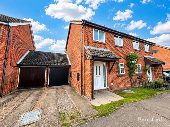 3 Bedroom Semi-Detached House To Rent In Coopers Avenue, Heybridge, CM9