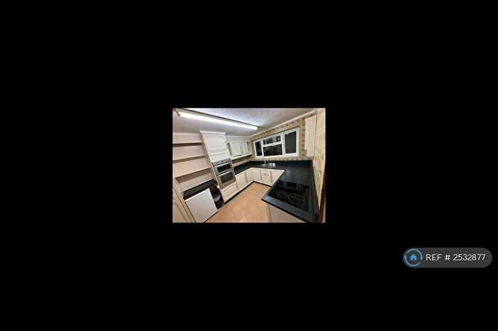 6 Bedroom Bungalow To Rent In Gippeswyk Avenue, Ipswich, IP2