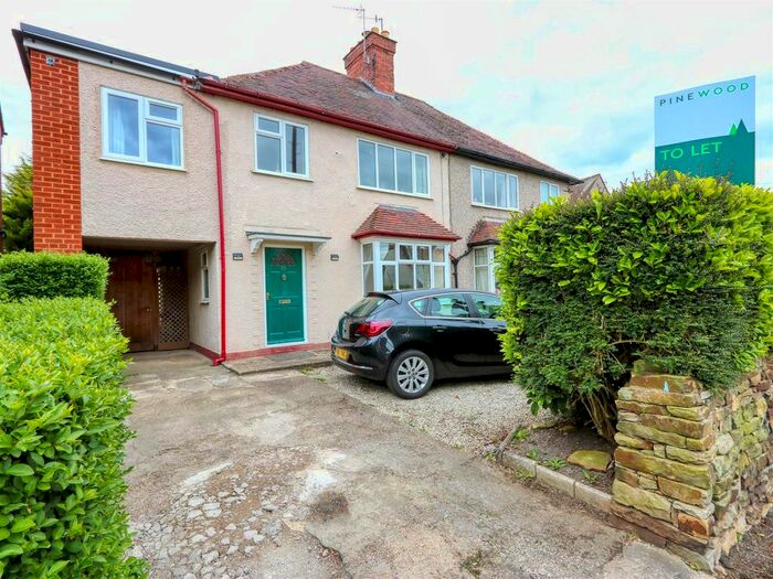 5 Bedroom Semi-Detached House To Rent In Newbold Avenue, Newbold, Chesterfield, Derbyshire, S41