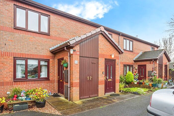 2 Bedroom Flat For Sale In The Grove, Walton, Wakefield, WF2