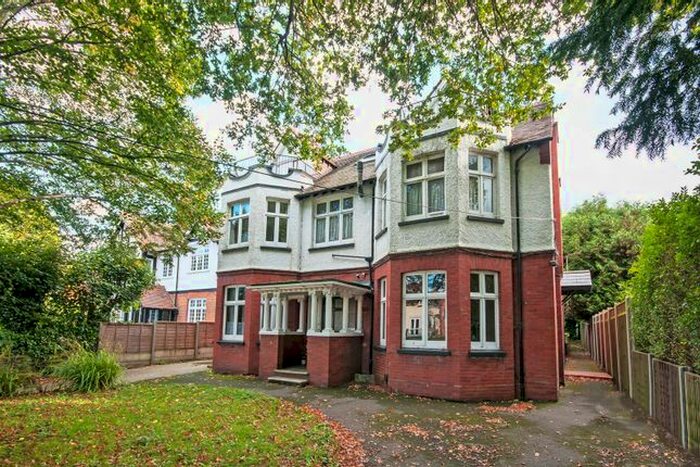 1 Bedroom Flat To Rent In Cavendish Road, Redhill, RH1