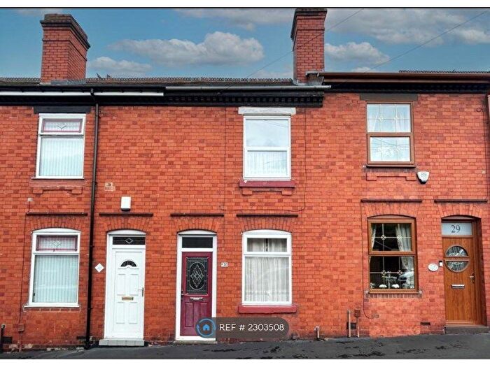 3 Bedroom Terraced House To Rent In Vicar Street, Wednesbury, WS10