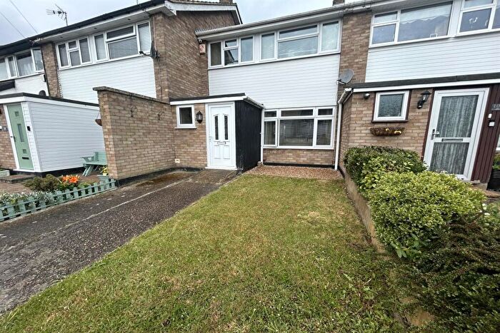 3 Bedroom House To Rent In Bedroom Property In Wickford, SS11