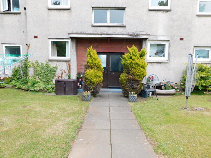 3 Bedroom Flat To Rent In , Forrester Park Drive, Edinburgh, EH12