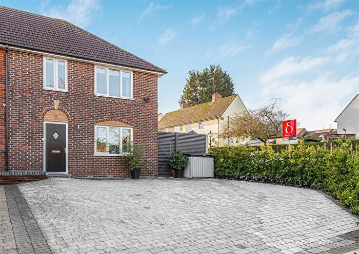 3 Bedroom End Of Terrace House For Sale In Station Road, Watton At Stone, SG14