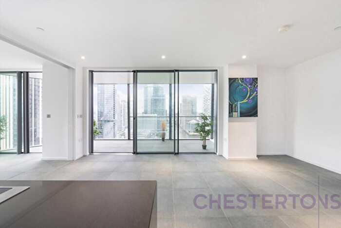 2 Bedroom Flat To Rent In Dollar Bay Point, Dollar Bay Place, E14